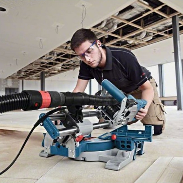 Пила торцовочная Bosch GCM 8 SJL
